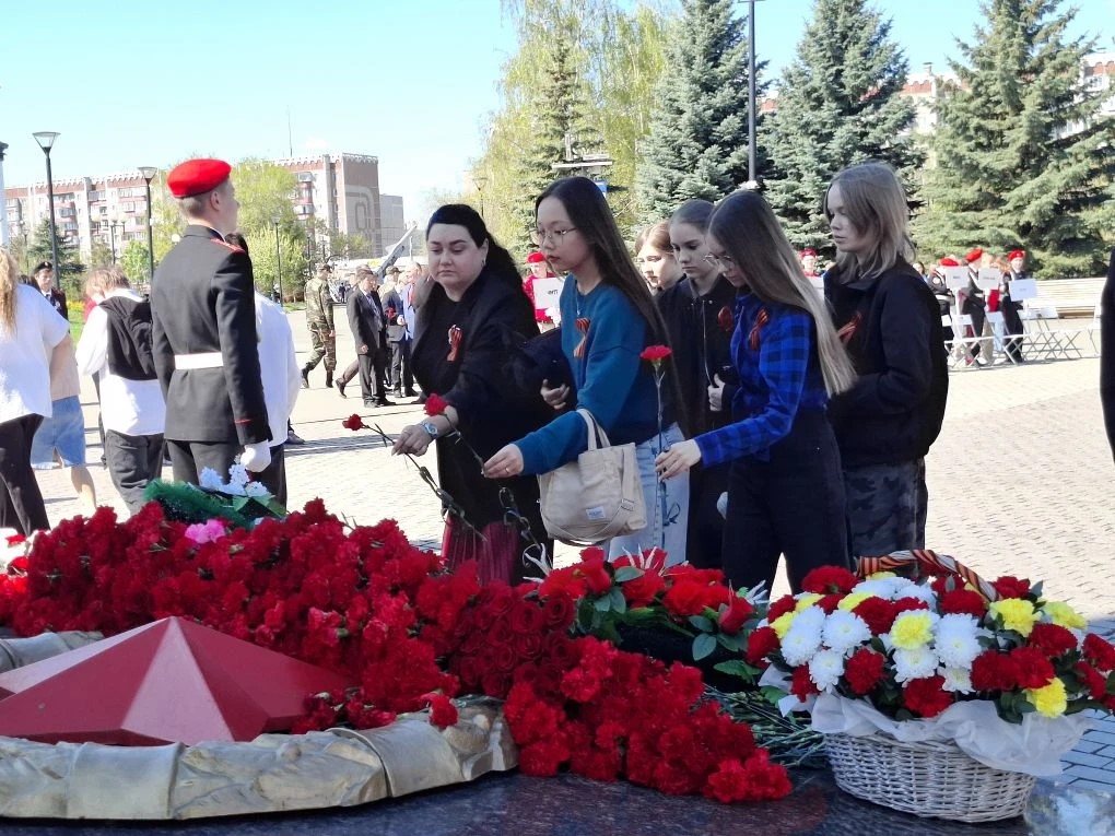 Колледж Комитент чтит память героев: 81-я годовщина Великой Победы в парке «Сад Победы»