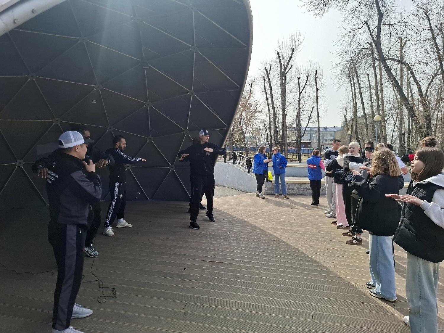 КОСМИЧЕСКАЯ ЗАРЯДКА В ЧЕСТЬ ДНЯ КОСМОНАВТИКИ!