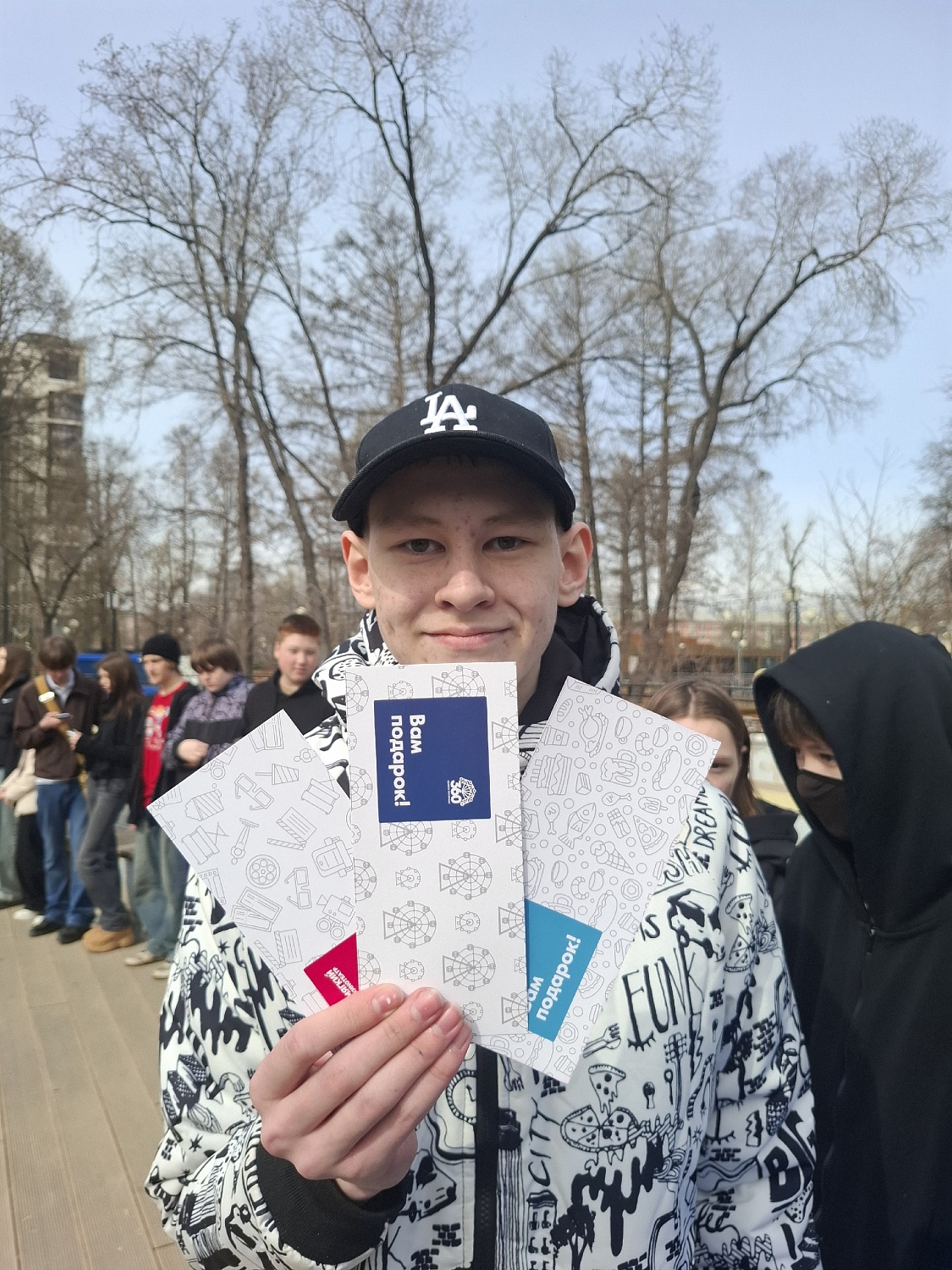 КОСМИЧЕСКАЯ ЗАРЯДКА В ЧЕСТЬ ДНЯ КОСМОНАВТИКИ!